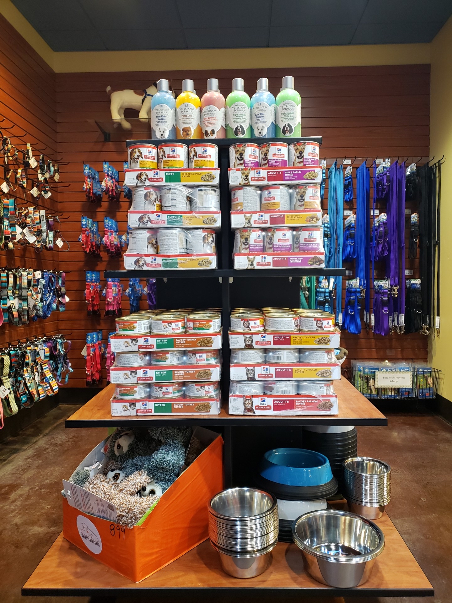 Retail Pet accessories